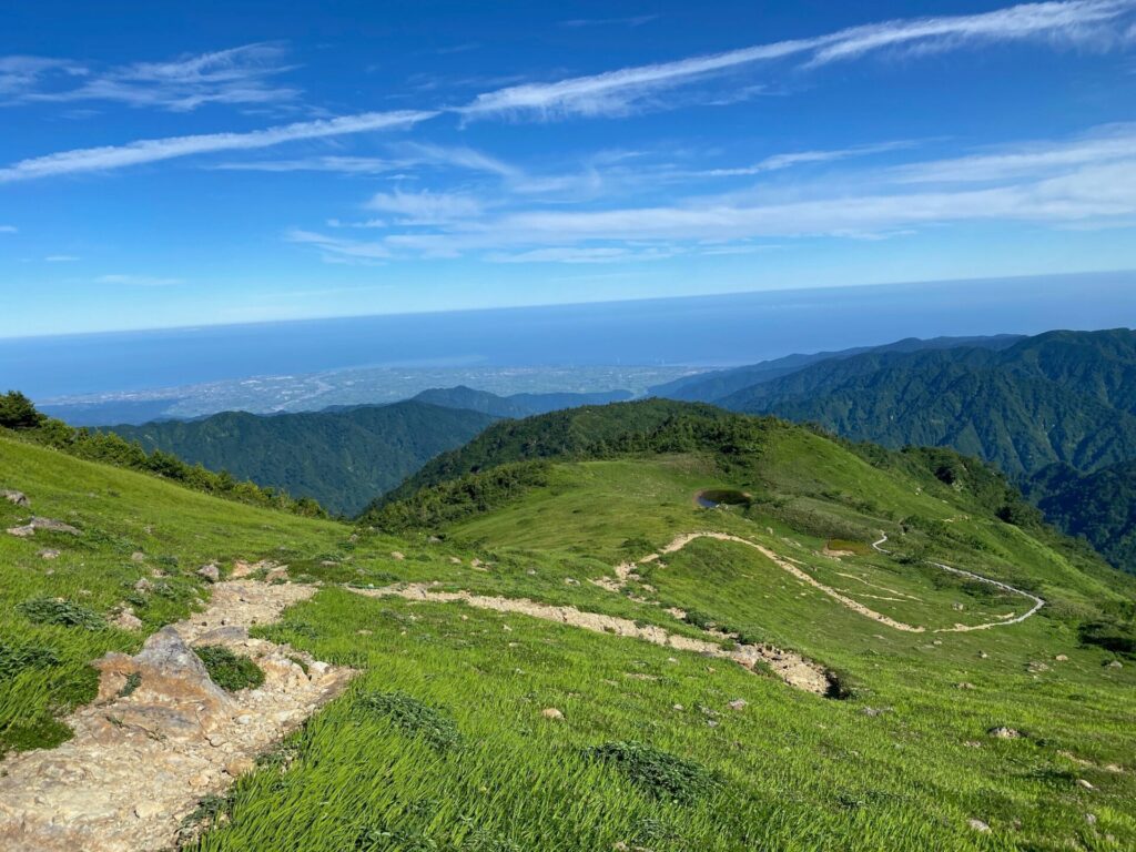 写真: 北アルプス朝日岳。北又小屋～朝日岳までの登山道レポート